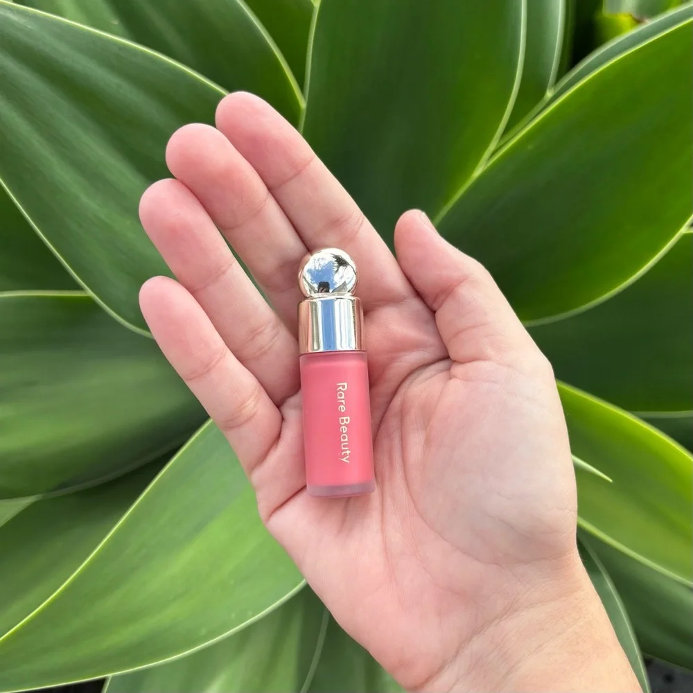 Rare Beauty Mini Blush • Happy